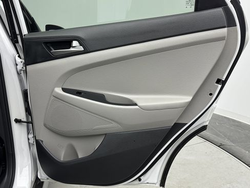 Used 2018 Hyundai Tucson SEL image 31