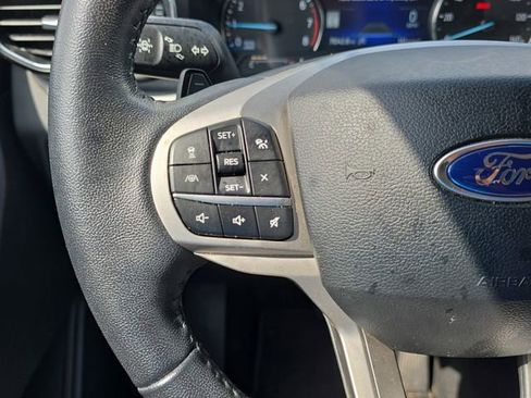 Used 2020 Ford Explorer XLT w/ Equipment Group 202A RWD image 19