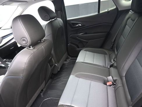 New 2026 Chevrolet Trax LT w/ Driver Confidence Package image 9