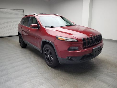 Used 2016 Jeep Cherokee Latitude w/ Safety/Convenience Group AWD/4WD image 13
