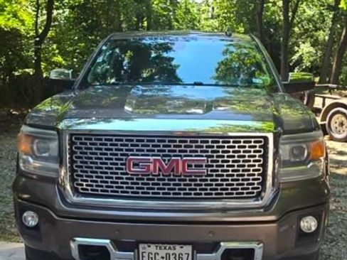 Used 2015 GMC Sierra 1500 Denali AWD/4WD image 2