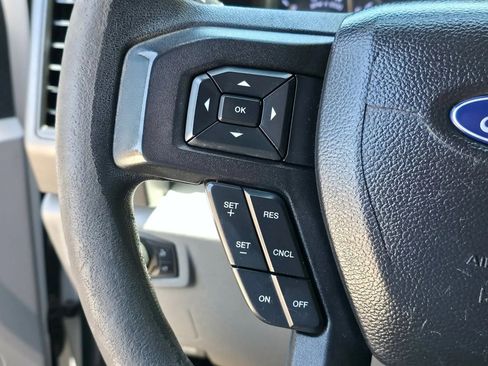 Used 2018 Ford F250 XL w/ Power Equipment Group AWD/4WD image 18