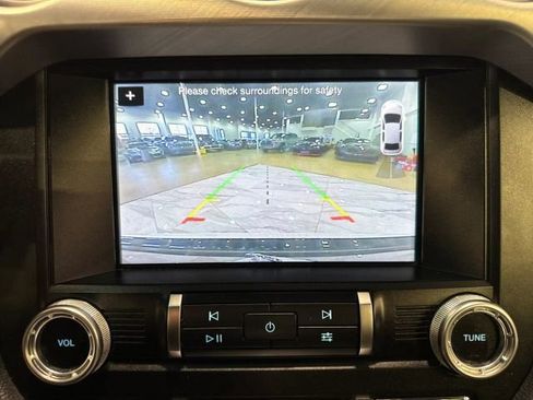 Used 2019 Ford Mustang Premium image 21