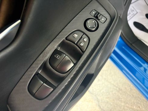 Used 2024 Nissan Sentra SV FWD image 8