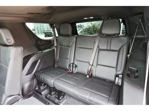 Used 2023 Chevrolet Tahoe RST RWD image 12