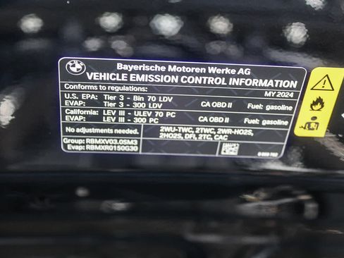 Used 2024 BMW M2 w/ Lighting Package image 38