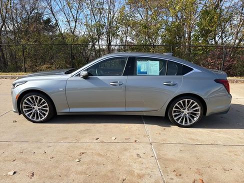 Used 2023 Cadillac CT5 Premium Luxury image 2
