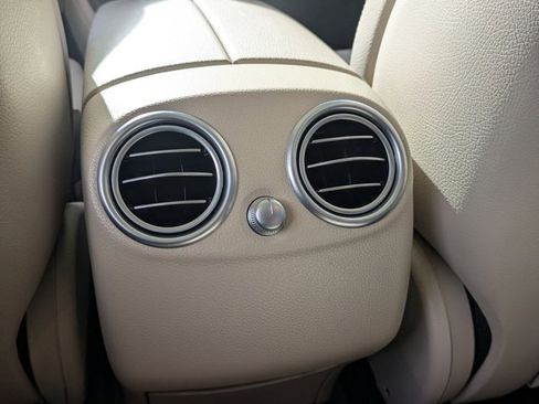 Used 2022 Mercedes-Benz GLC 300 image 17