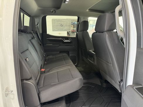 New 2026 Chevrolet Silverado 1500 RST w/ Redline Edition AWD/4WD image 13