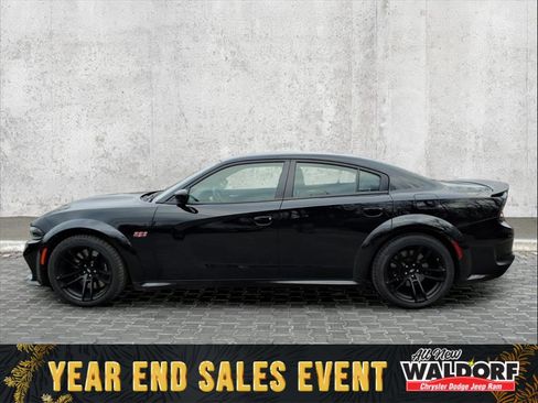 Used 2023 Dodge Charger Scat Pack image 4
