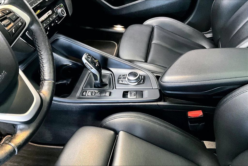 Used 2022 BMW X2 xDrive28i w/ Convenience Package AWD/4WD image 17