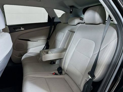 Used 2020 Hyundai Tucson Value FWD image 20