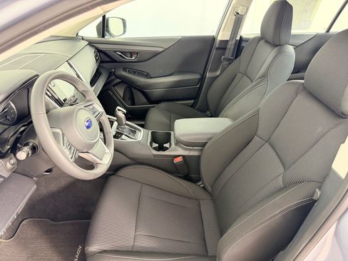 Used 2025 Subaru Legacy Premium AWD/4WD image 5
