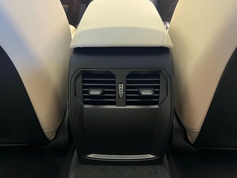 New 2026 BMW 430i Coupe w/ Premium Package RWD image 9