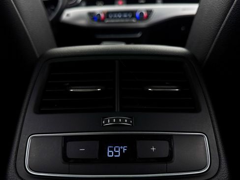 Used 2017 Audi A4 2.0T Premium w/ Convenience Package image 33