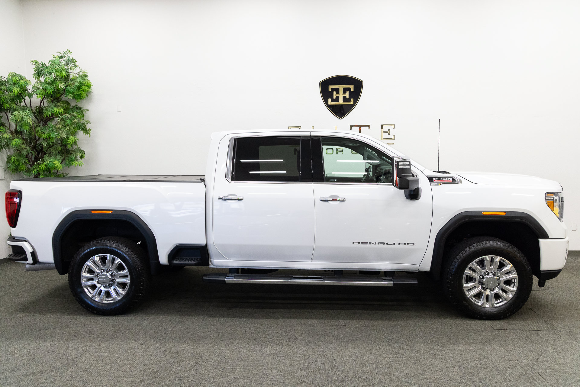 Used 2021 GMC Sierra 2500 Denali w/ Denali Ultimate Package AWD/4WD image 10