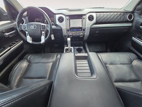 Used 2018 Toyota Tundra Platinum image 10