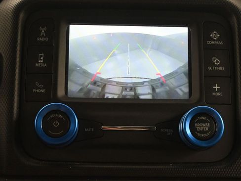 Used 2018 Jeep Wrangler Unlimited Sport image 14