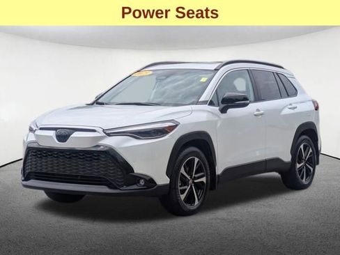 Used 2025 Toyota Corolla Cross AWD Hybrid w/ Convenience Package image 12