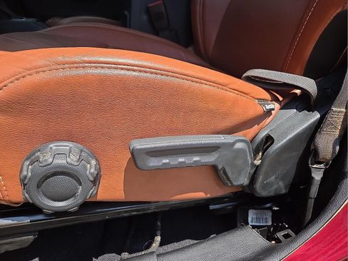 Used 2021 Jeep Wrangler Unlimited Sahara AWD/4WD image 15