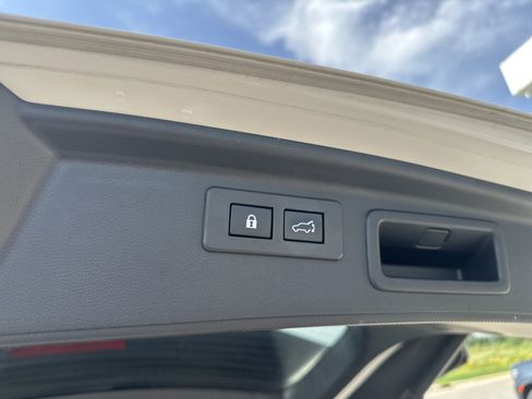 Used 2024 Subaru Forester Wilderness AWD/4WD image 38