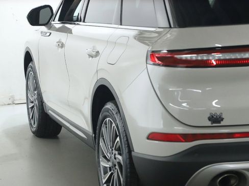 Certified 2023 Lincoln Corsair Reserve AWD/4WD image 41