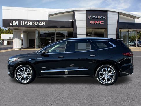 Used 2018 Buick Enclave Avenir w/ Avenir Technology Package image 4