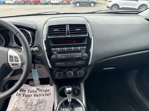 Used 2013 Mitsubishi Outlander Sport ES AWD/4WD image 18