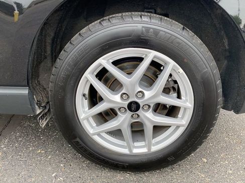 Used 2024 Ford Edge SEL image 32