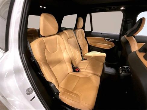 Certified 2023 Volvo XC90 B6 Ultimate w/ Lounge Package image 28