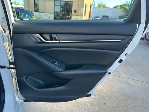 Used 2022 Honda Accord Sport image 20