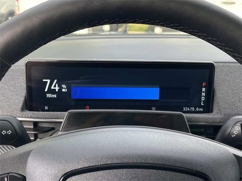 Certified 2022 Ford Mustang Mach-E Premium image 18