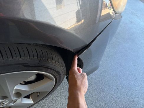 Used 2012 Toyota Camry SE w/ Leather Pkg image 15