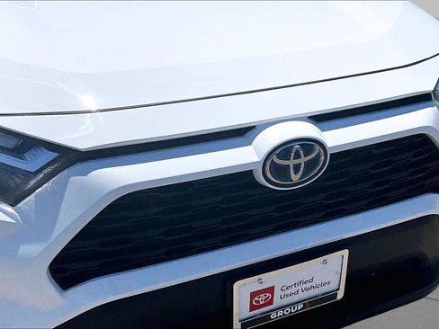 Certified 2022 Toyota RAV4 XLE w/ Convenience Package AWD/4WD image 29