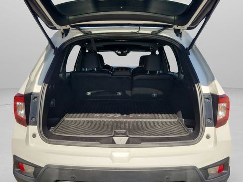 Certified 2022 Honda Passport TrailSport image 32