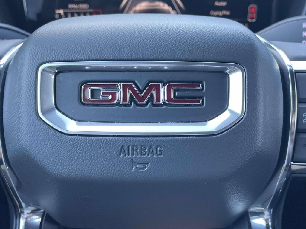 Used 2025 GMC Terrain Elevation AWD/4WD image 24