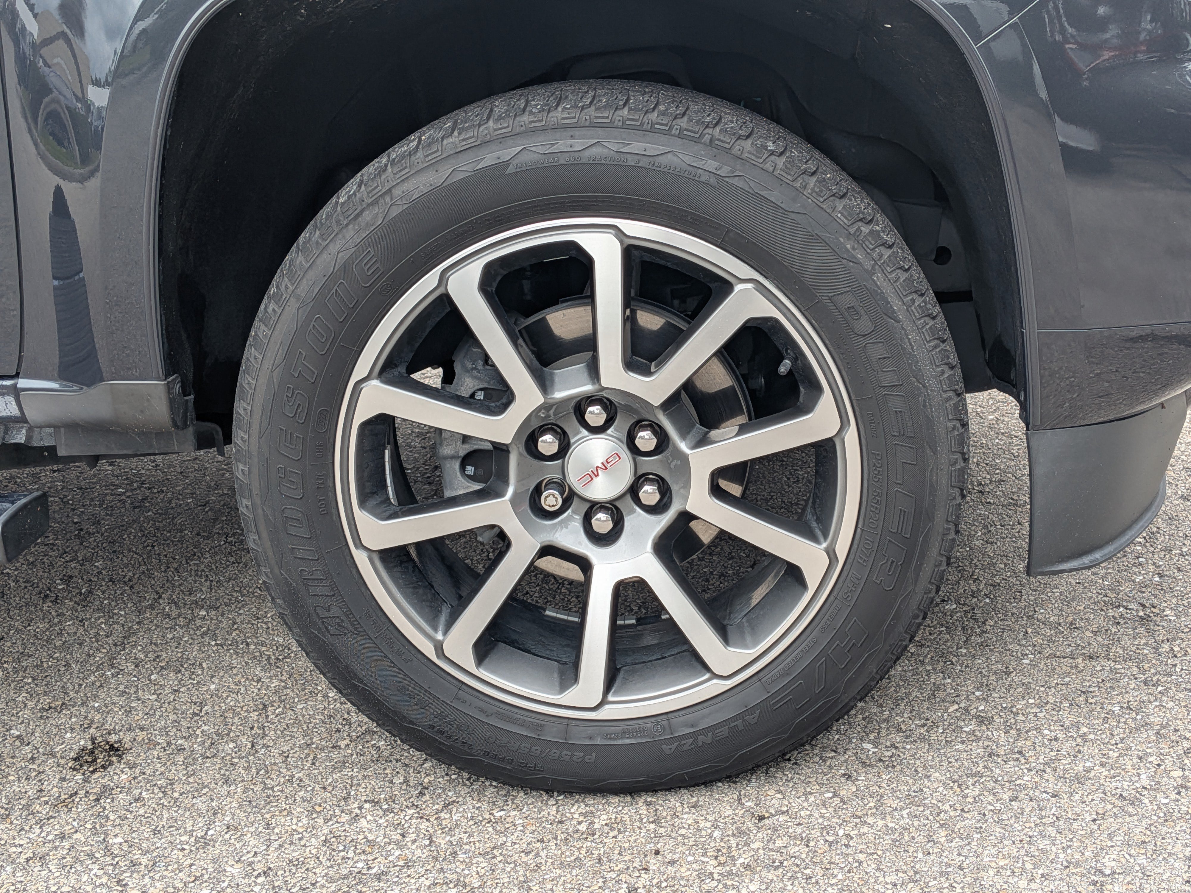 Used 2022 GMC Canyon Denali RWD image 11