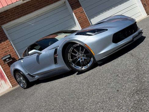 Used 2017 Chevrolet Corvette Grand Sport RWD image 32