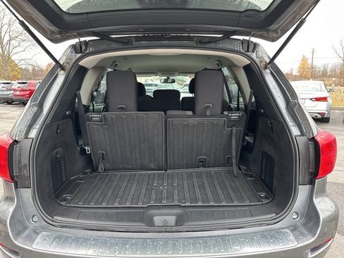 Certified 2020 Nissan Pathfinder SV image 11