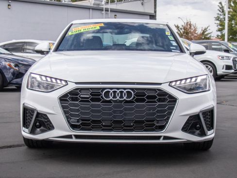 Used 2024 Audi A4 2.0T Premium Plus image 2