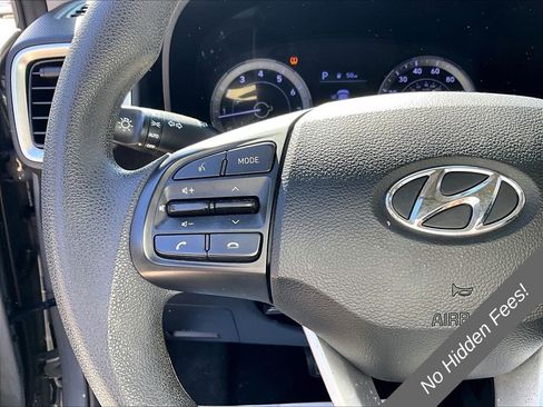 Used 2020 Hyundai Venue SEL FWD image 15