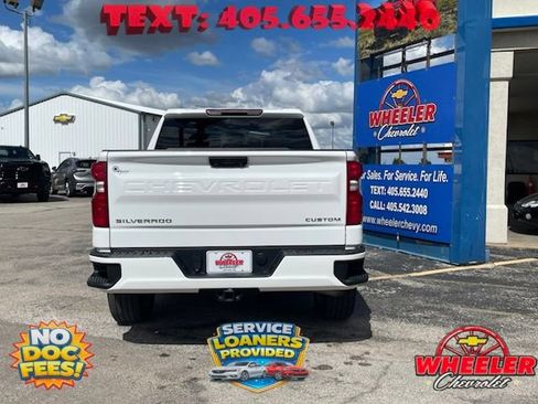 Used 2023 Chevrolet Silverado 1500 Custom AWD/4WD image 5