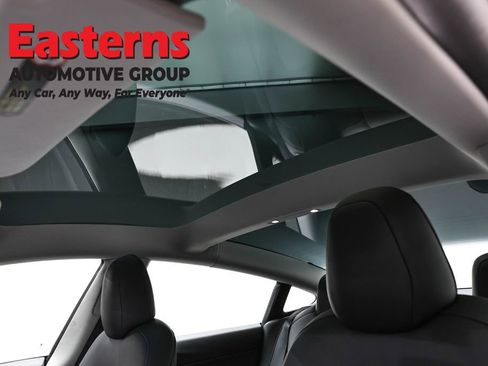 Used 2021 Tesla Model 3 Standard Range Plus RWD image 31