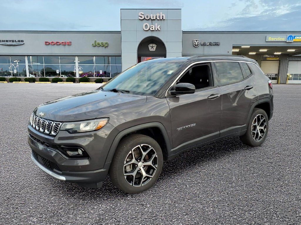 Certified 2024 Jeep Compass Limited AWD/4WD image 4