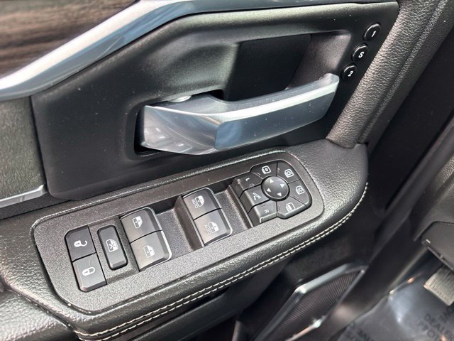 Used 2026 RAM 2500 Laramie AWD/4WD image 35