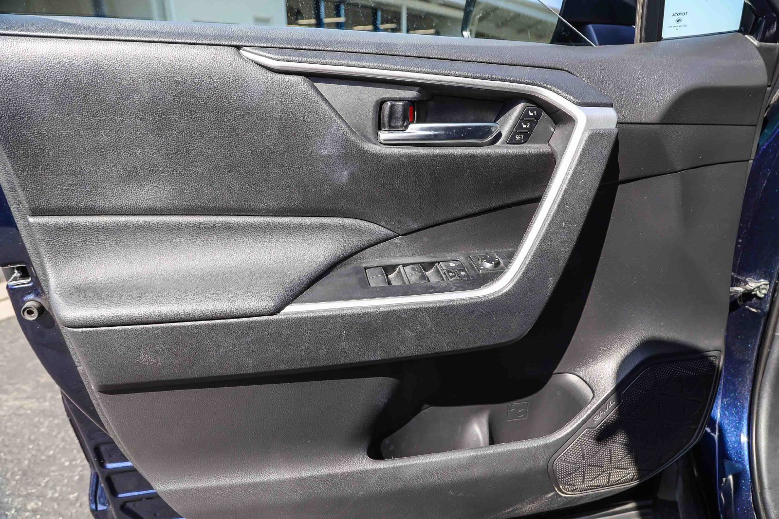 Certified 2021 Toyota RAV4 XLE Premium AWD/4WD image 20