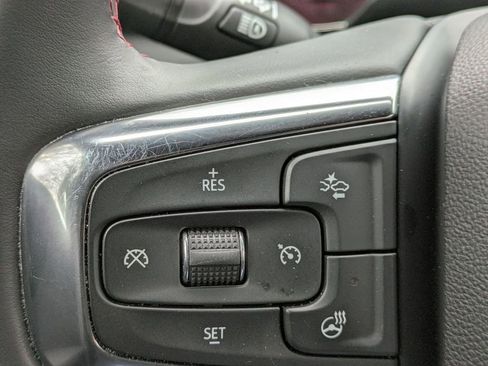 Used 2025 Chevrolet Blazer RS image 16