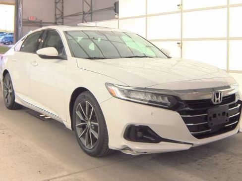 Used 2021 Honda Accord EX-L image 2