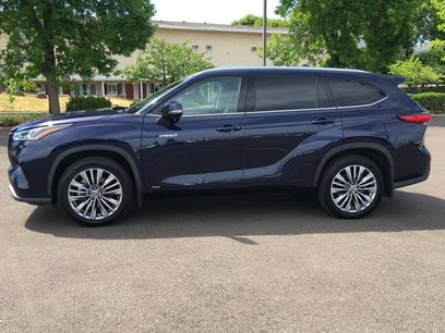 Used 2021 Toyota Highlander Platinum