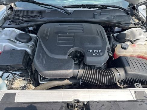 Used 2021 Dodge Challenger SXT w/ Plus Package RWD image 9